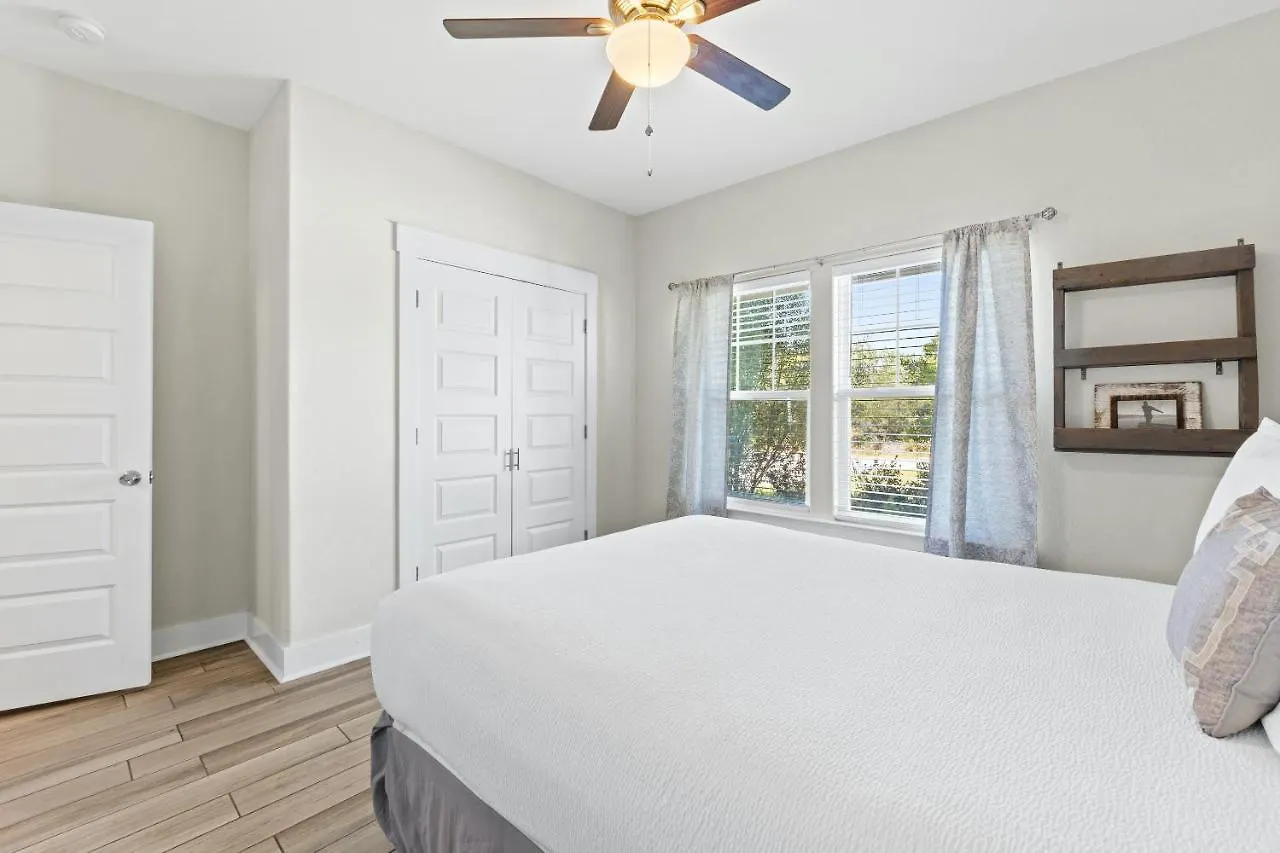 Pet Friendly Beach House - The Beach Getaway By Panhandle Getaways Panama City Beach